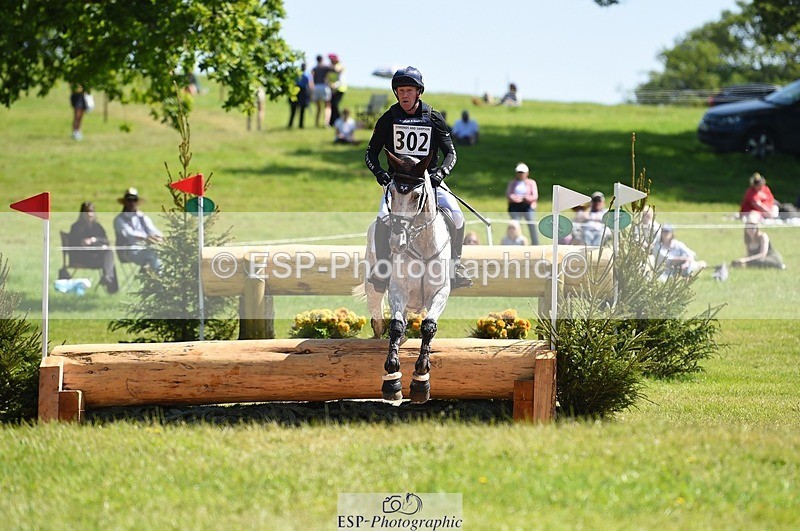 230527-110740-09093 - 302-EN_TARO_DES_VERNIER-Oliver_Townend-XC