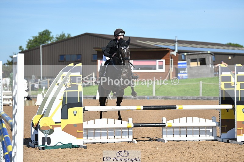 230903A-102011-03665 - Cls 12 95cm Amateur Quali