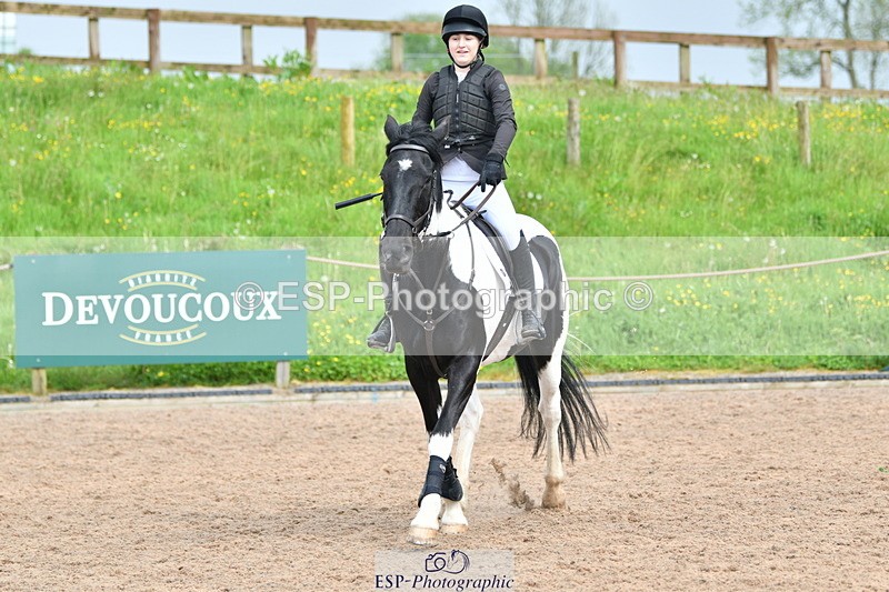 240518A-160018-02156 - Cls 7+8, 90cm and 1m