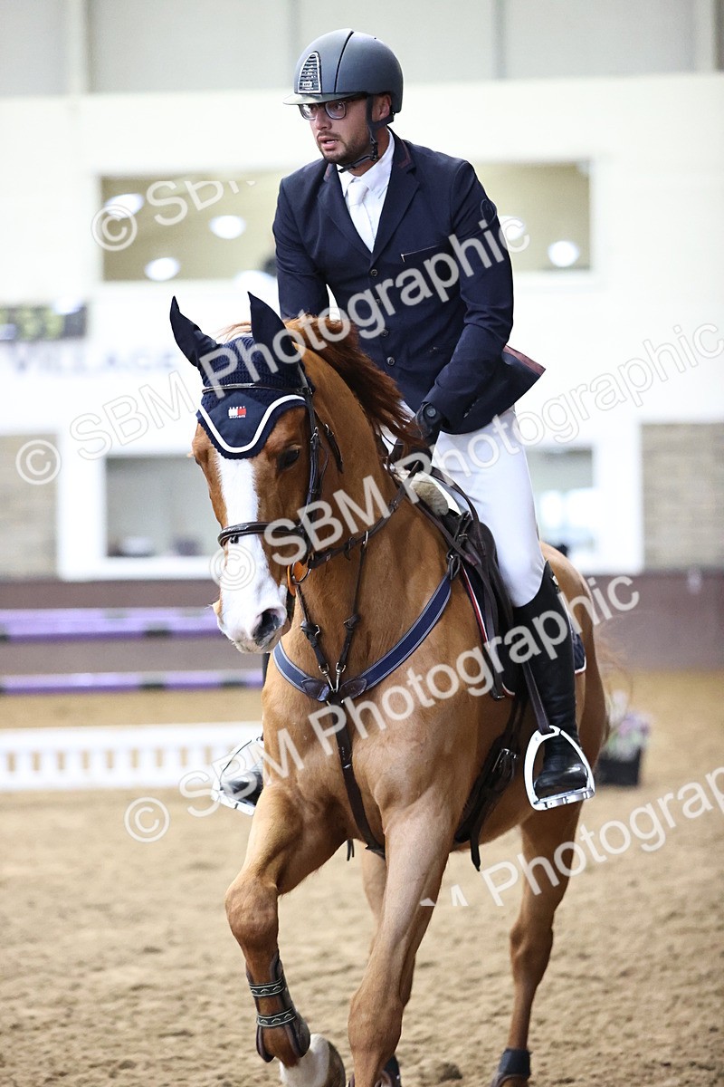 SBM_004913 - Class 16 - Senior Newcomers - 1.10m