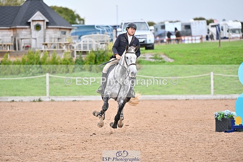 250912-152559-05056 - Cls 17 Chard 1m Speed Derby