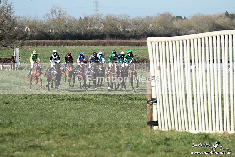 PtP 210326 674 - VWH Cirencester Races 21/03/26