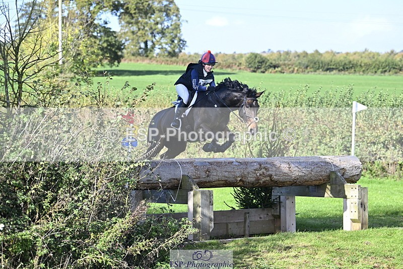 251024A-123322-11191 - B-132-Hannah.R.Jones