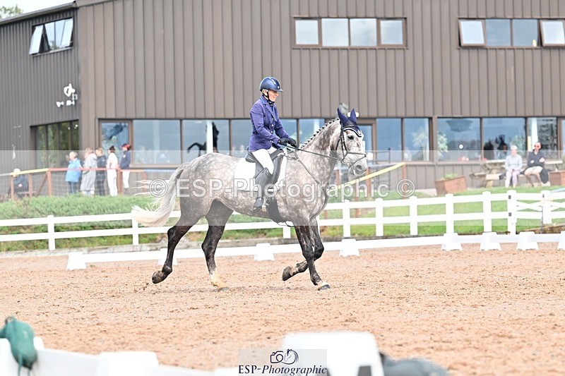 250907-133336-08526 - 008-Caroline.LynchHio.Easter.Rose