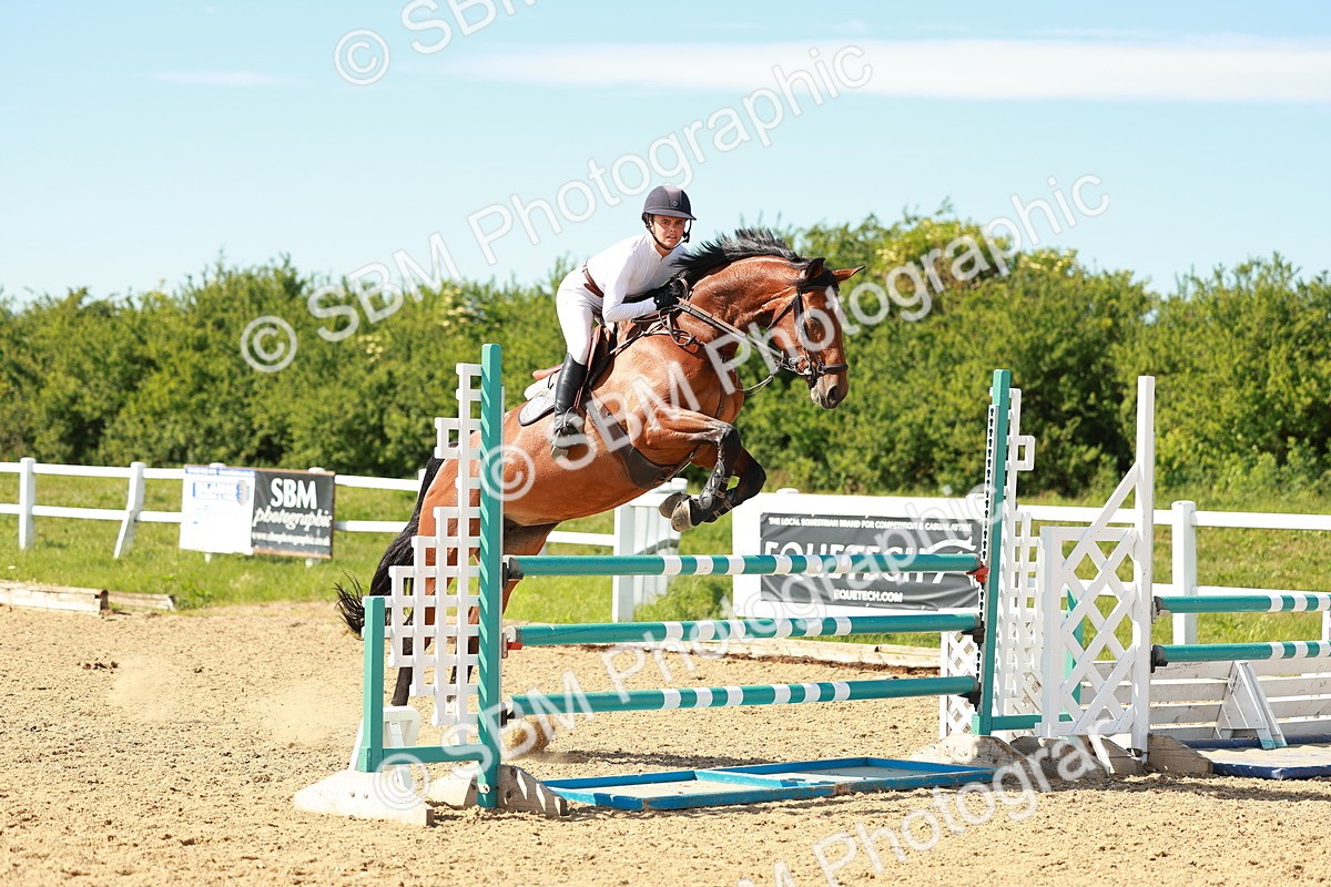 SBM_002777 - Class 4 - Senior Newcomers - 1.10m