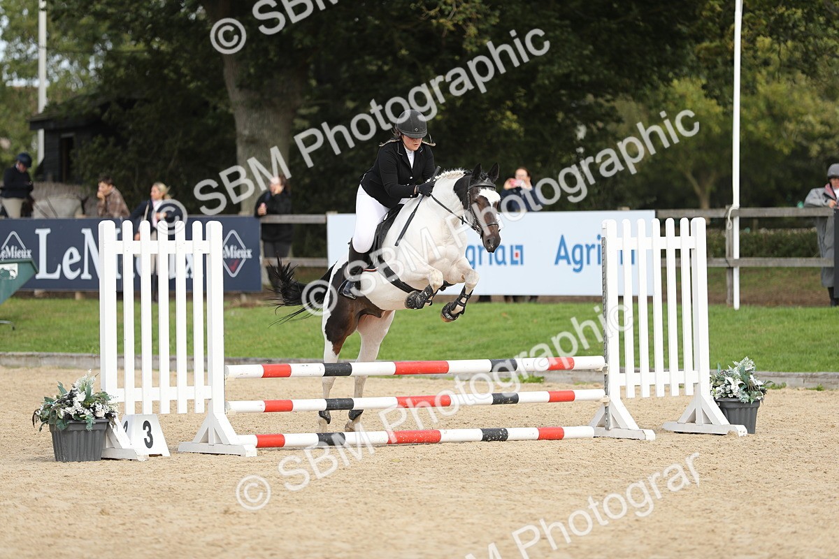 SBM_06446 - J29 - Senior Horse & Pony 65cm Championship