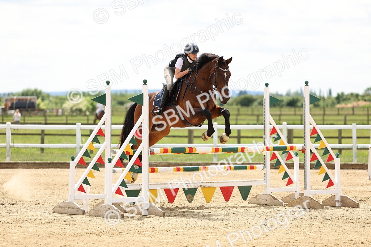 SBM_005167 - Class 18 - Senior 1.05m Open