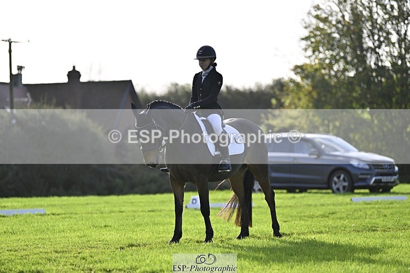 241025-101627-05731 - 358-Jessica.Meyer-LACKAGHMORE.VANDANGO