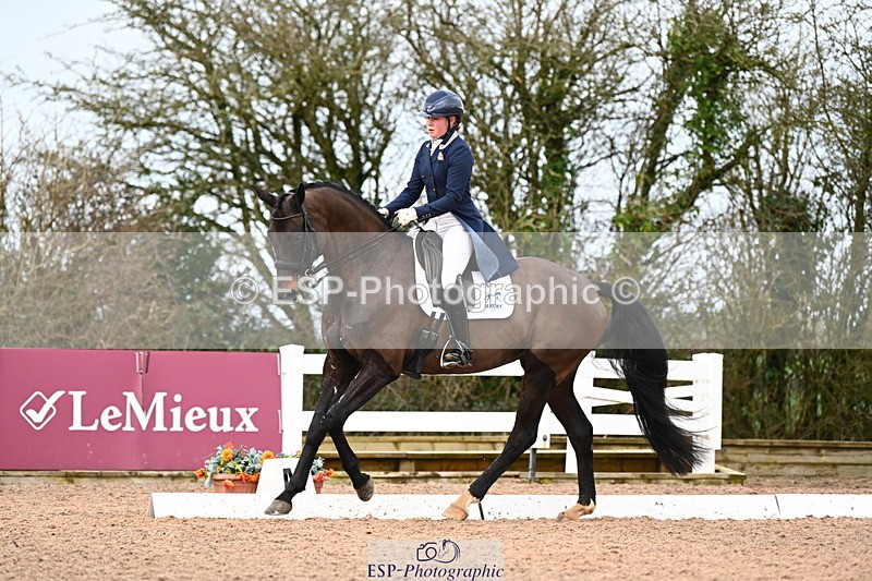 240218A-122907-07149 - 160-Abbie.Newbury-Seagry.Firstamour