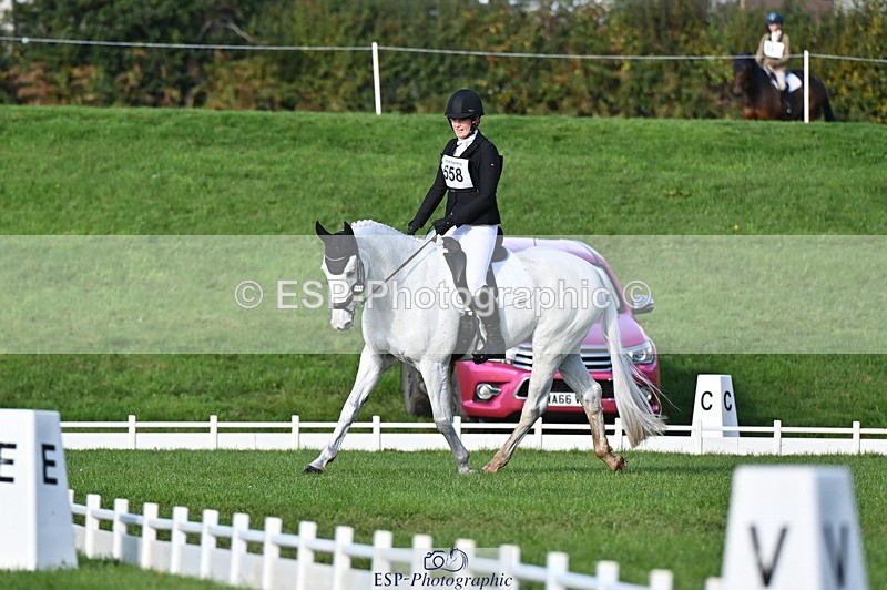 251024A-103718-08386 - G-558-Chloe.Chamulewicz