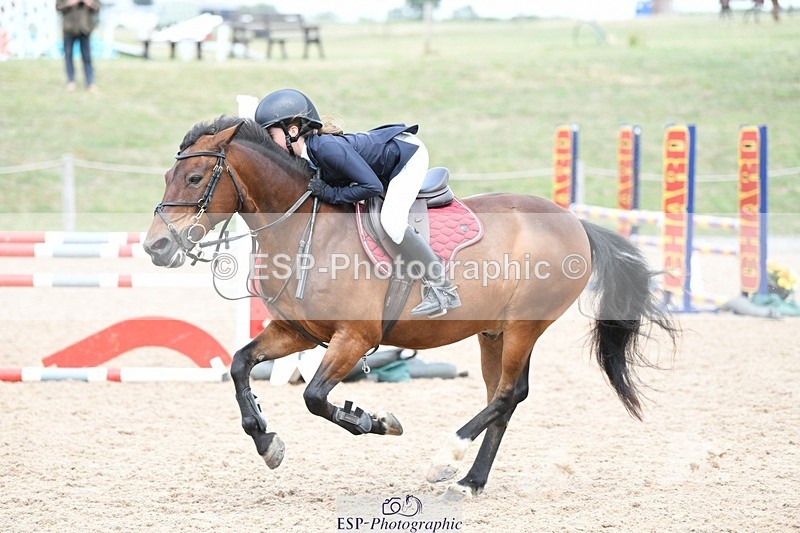 250807-133837-01233 - 90cm Round 2