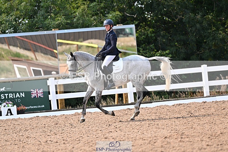 250816-145442-05491 - 149-Sophie.HawkeRAINBOW.DREAM