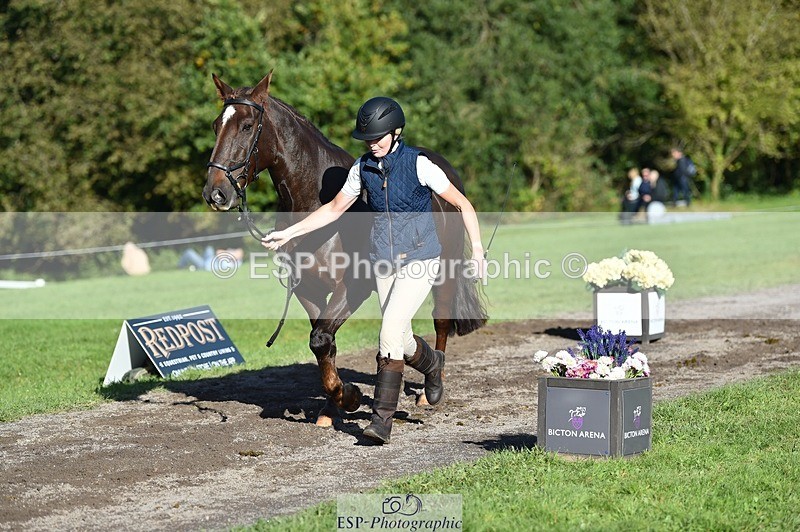 231022-110116-23665 - 461-WOODLANDS.JESTER-Karen.Cowling-TrotUp+SJ