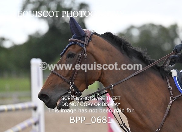 BPP_0681 - CLASS 8 Senior Newcomers/ 1.10m Open