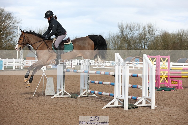 240223A-112435-00835 - Cls 4 Snr 1.05m Open