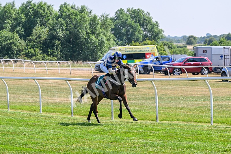 150726-Race 3-Lady Dublin-3195 - Race 3 15.10pm racingtv.com/freetrial Nursery Handicap