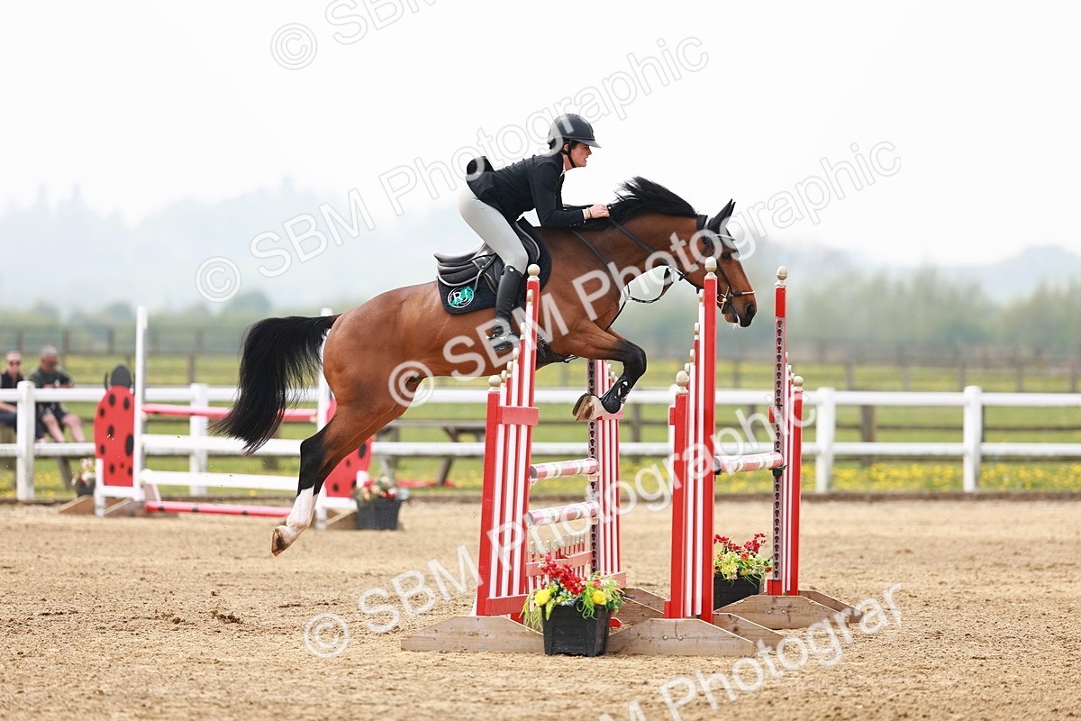  - Class 18 - Senior Newcomers - 1.10m