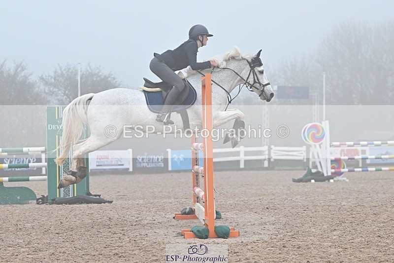 251115-123851-01031 - Cls 10 Pony Foxhunter and 1.10m Open