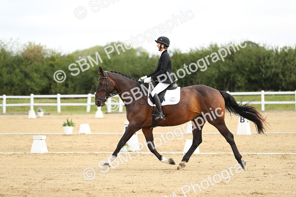 SBM_015057 - Class 13 - Novice 23 - 8,30-9.33