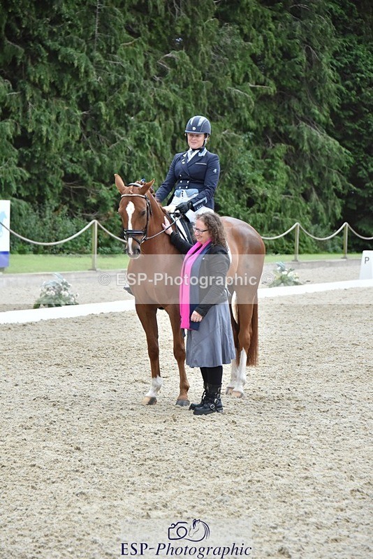 230813-181946-08810 - Medium Silver Presentations