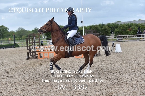 JAC_3382 - CLASS 4 Senior BritiNovice/ 90cm Open
