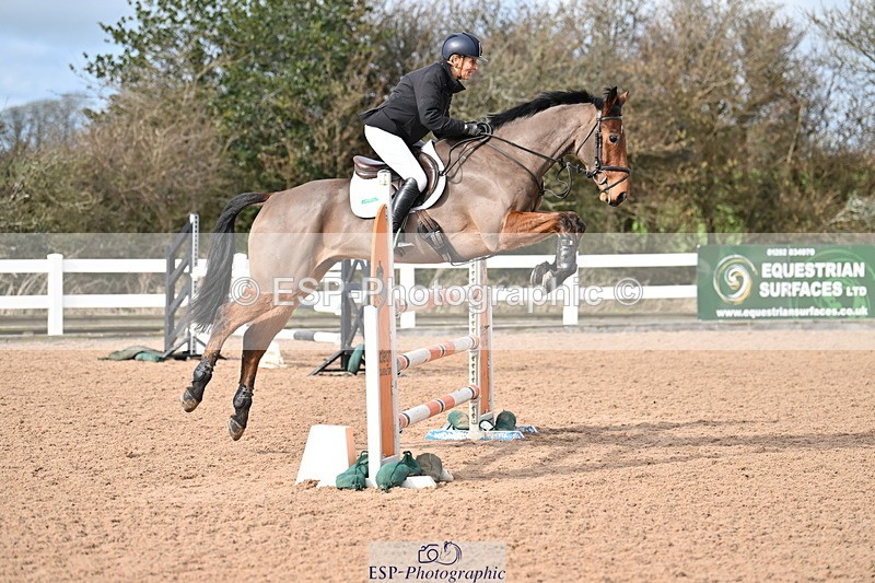 240224A-120645-03563 - Cls 11 Snr 1.05m and 1.10m Open