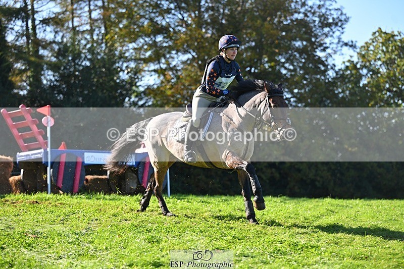 241026-123033-13119 - 422-Janine.Paterson-LAHINCH.TEDDY