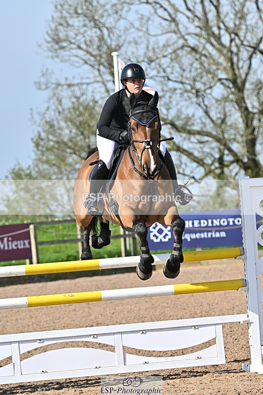 240509A-091526-00498 - Cls 8 Foxhunter