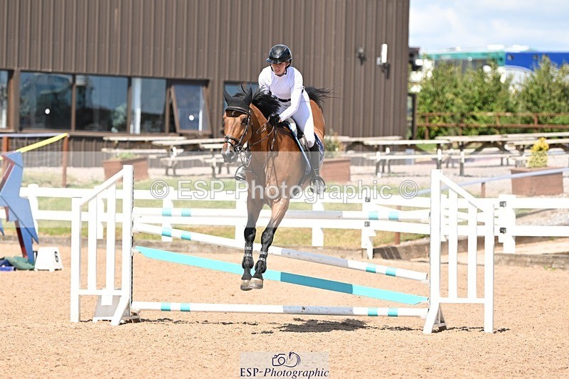 250709-153919-01182 - Cls 6 Snr Fox & 1.20m