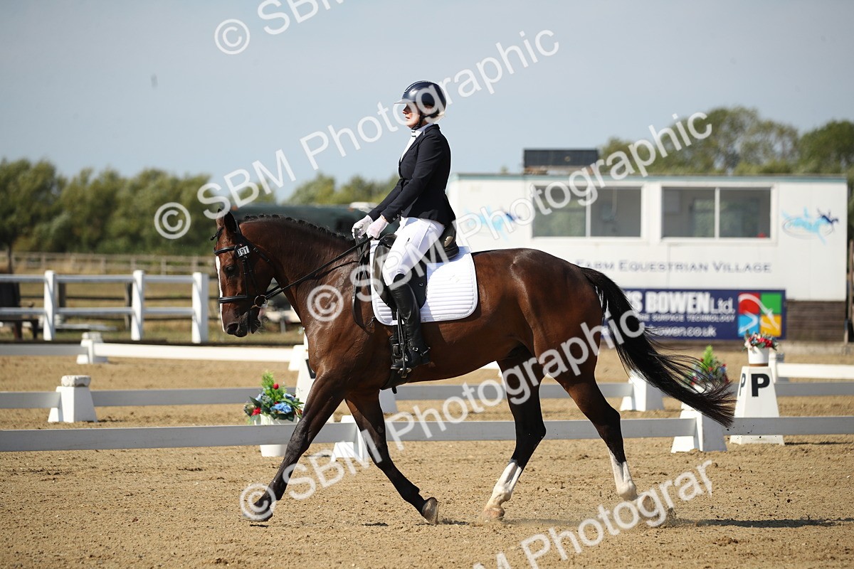 SBM_004116 - Class 11 - Novice 5 - 10.24-11.20