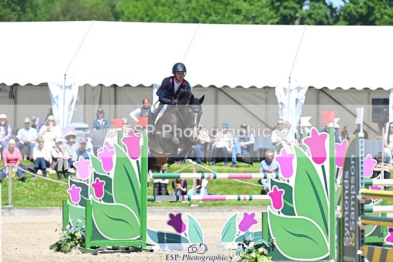 240525-122948-14914 - 401-PLOT_TWIST_B-Tom_Jackson