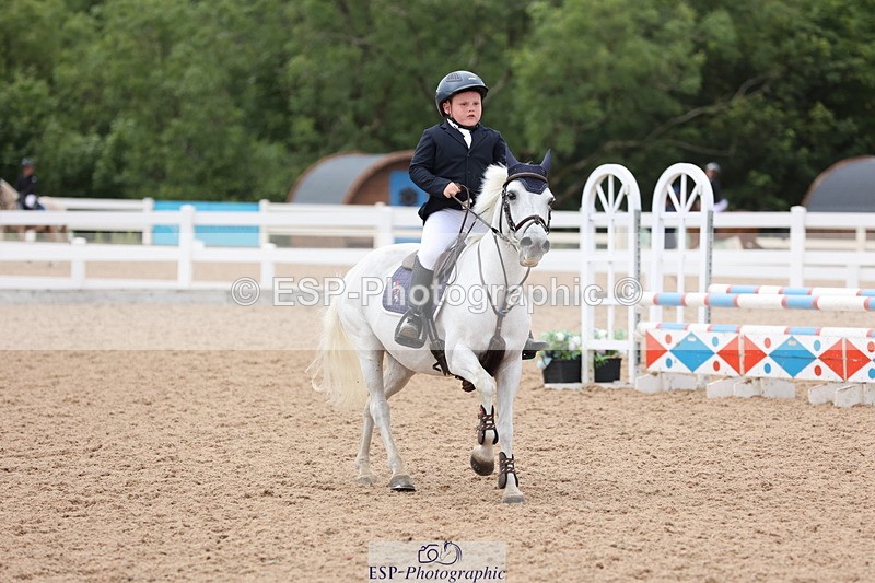 240630A-175751-16234 - Cls 28 Stepping Stones 128cm + 138cm