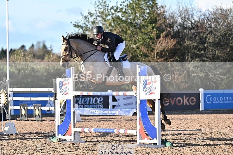 251203-140003-00766 - Cls 5 Foxhunter and 1.20m Open
