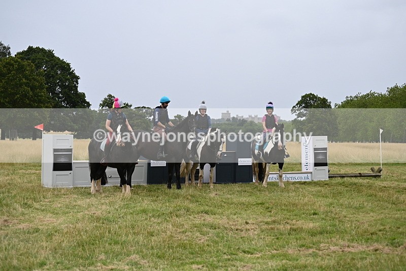 WJ6_3555 - Time at Jump 11:41 to 12:19