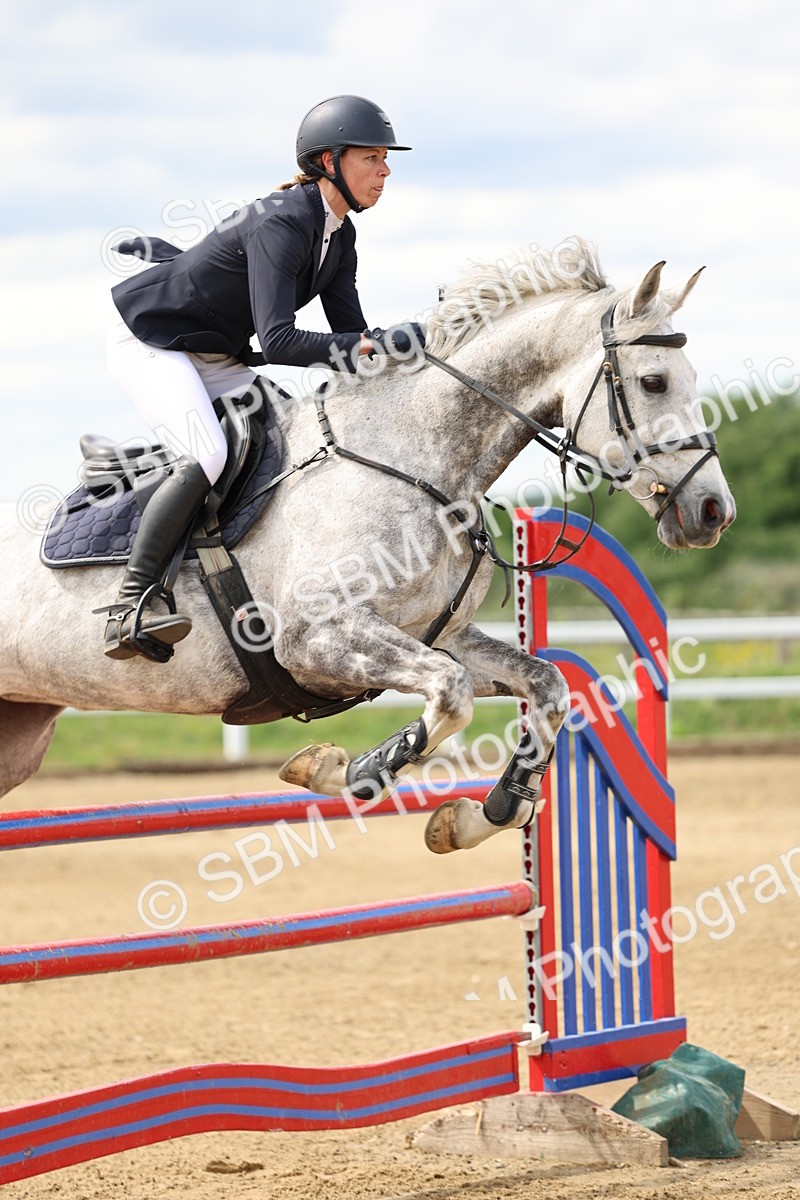 SBM_006050 - Class 19 - Senior Newcomers - 1.10m