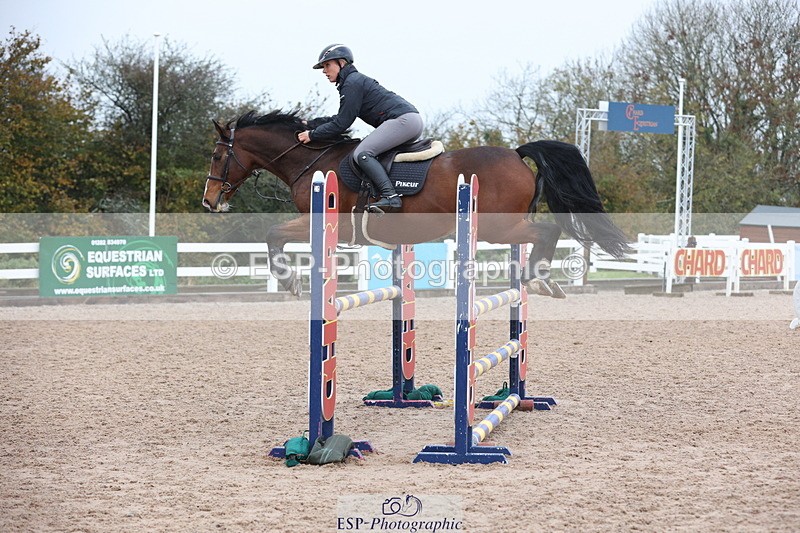 231112A-125745-04286 - Cls 19 Snr 1.05m Open