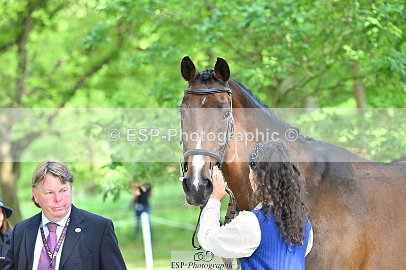 250521A-165702-01425 - C-274-Bizzy.Loffet-LONGBROOK.CHILLI.FLOWER