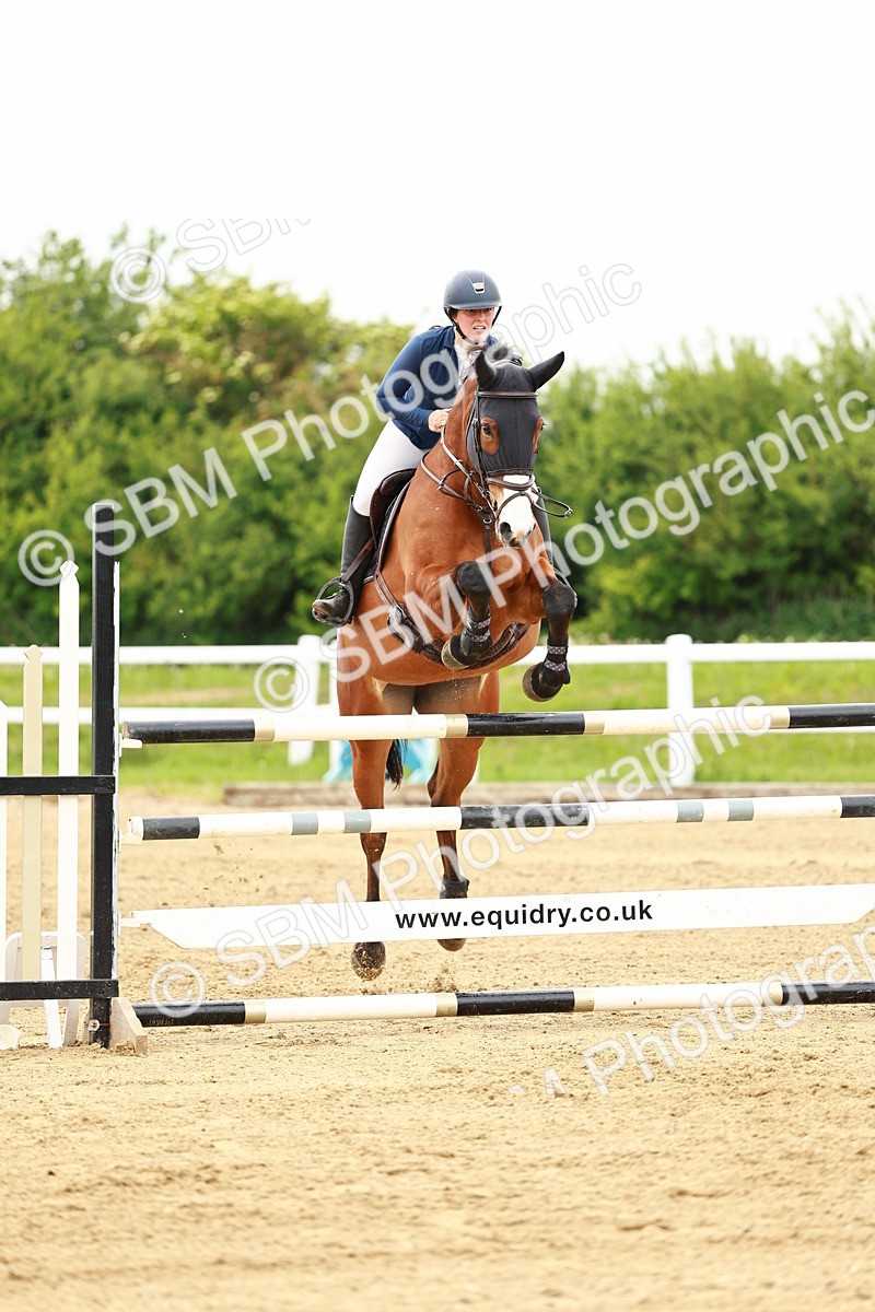 SBM_001031 - Class 5 - Senior Foxhunters - 1.20m
