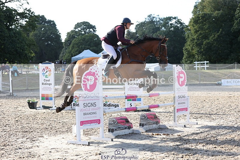 250831A-171256-11487 - Cls 45 Snr 90cm Grand Prix