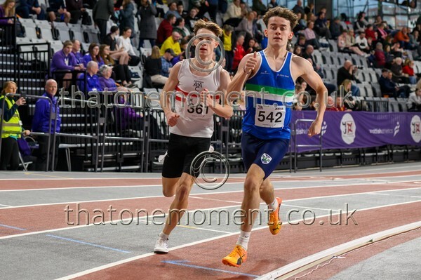 AgeInd25SAT-910752 - Track Male