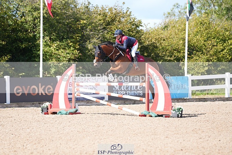 250912-140743-04876 - Cls 25 1.05m Amateur Quali