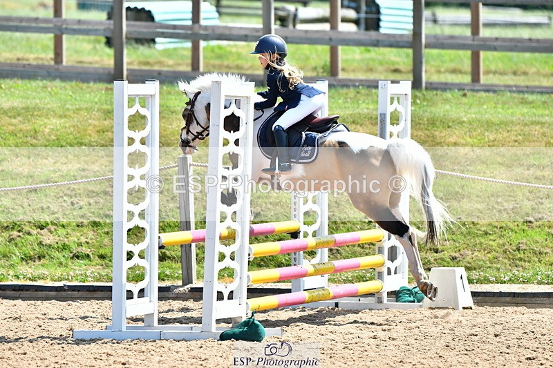 230625A-113225-03780 - Cls 34 Stepping Stones 128 + 138cm