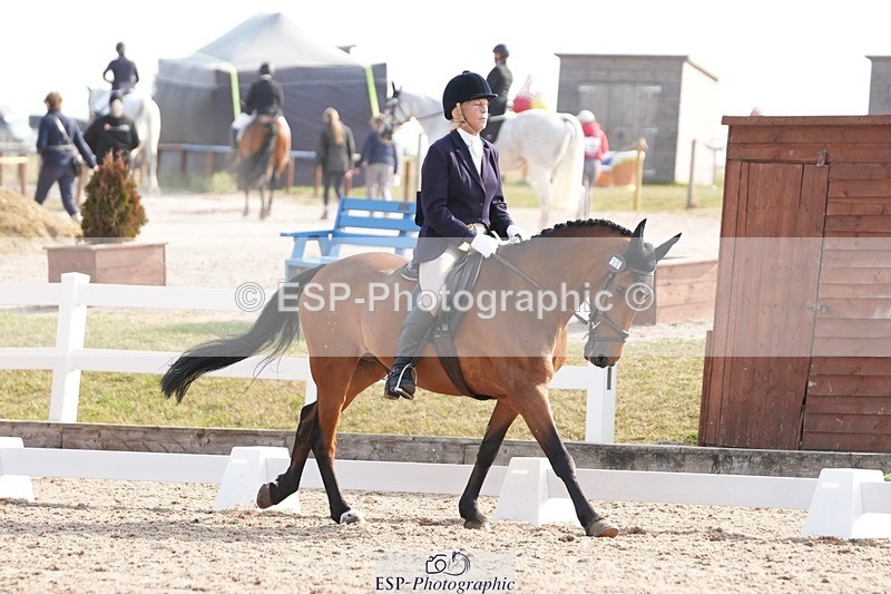 250817-093935-07182 - 157-Camilla.HankinsonChapel.Arch