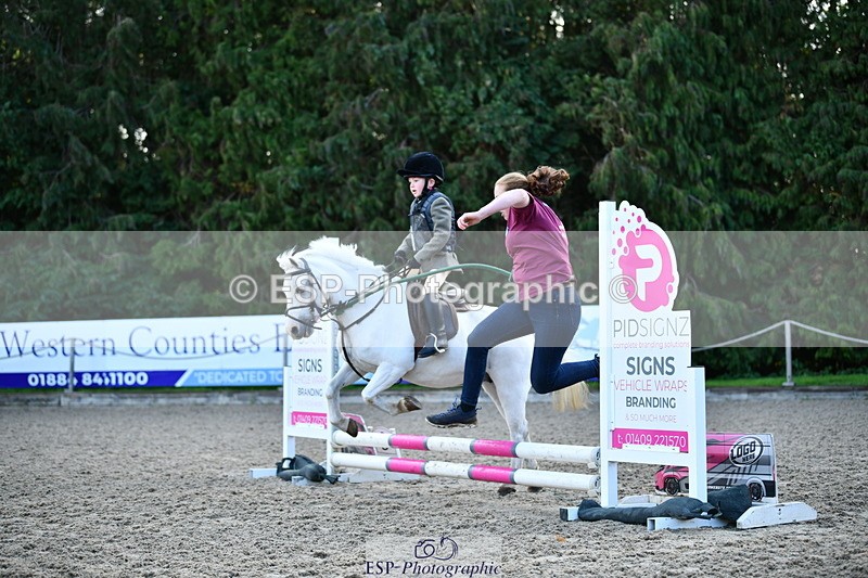 251004A-085727-00007 - Classes 1-2-3 40cm