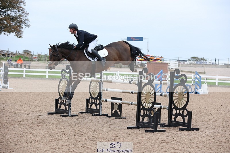 241101A-152526-02965 - FRI Cls 7 Blue Chip Grade B&C Jump Off