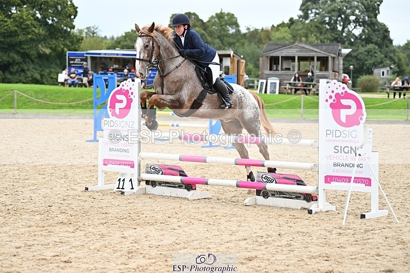 230930-154910-01218 - Cls 8 90cm Club