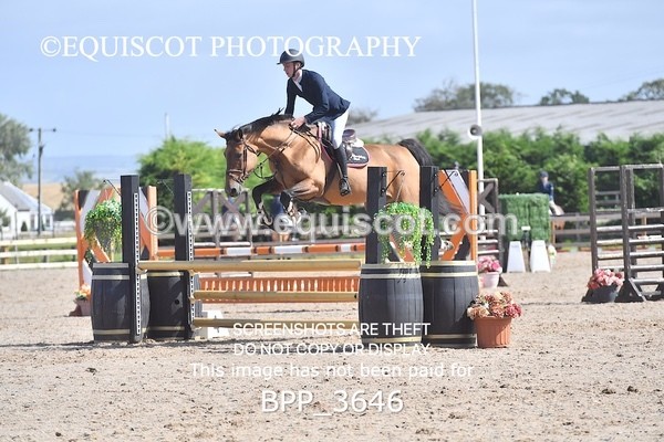 BPP_3646 - CLASS 4 Senior BritiNovice/ 90cm Open