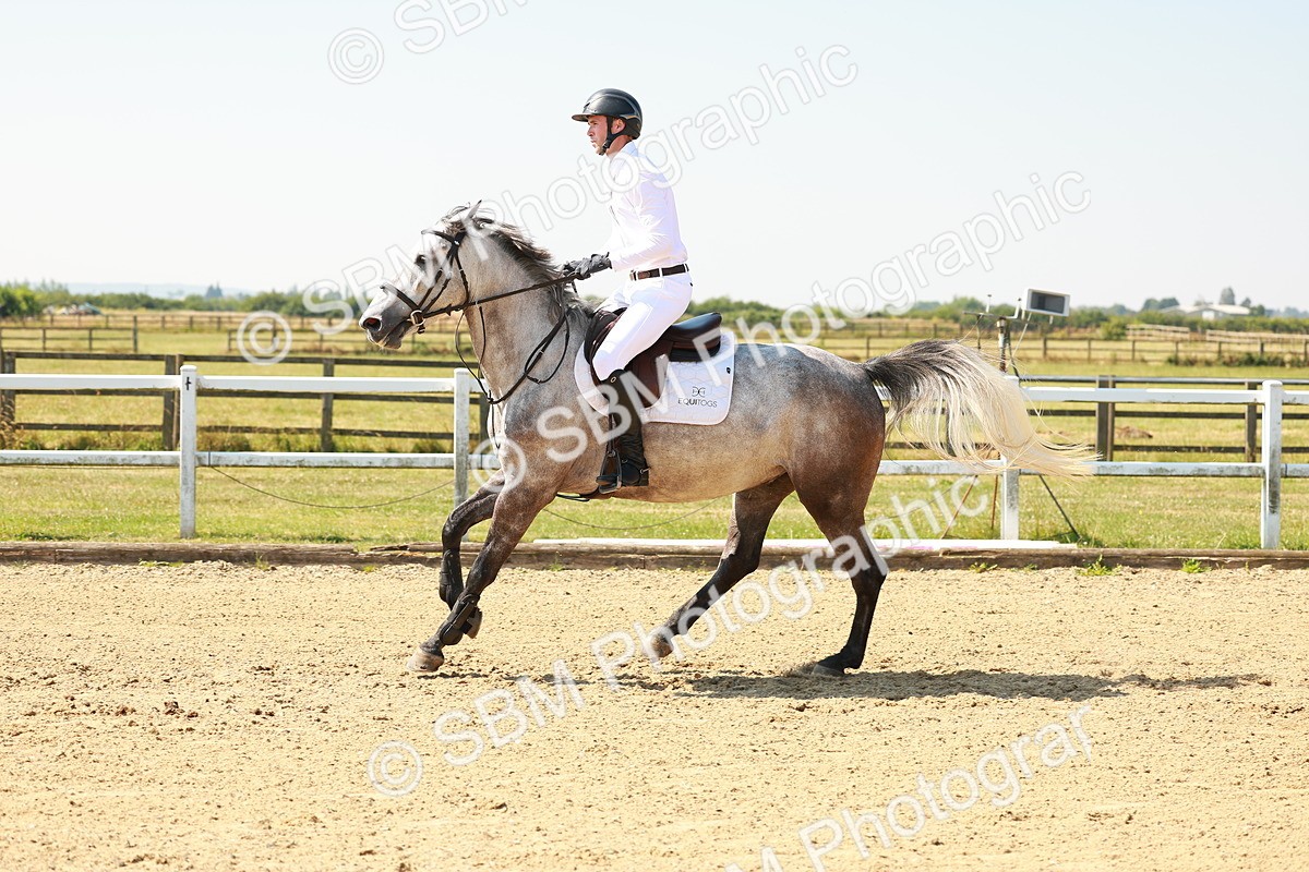 SBM_000300 - Class 2 - Senior British Novice - 90cm