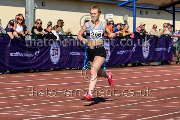 West25Sat-910871 - Track Female Set Two