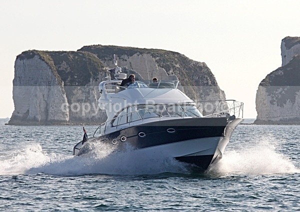 090929 GEORGIE GIRL IMG_9824 - Flybridge Cruisers